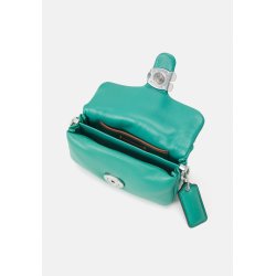 Coach CLOSURE PILLOW TABBY SHOULDER BAG